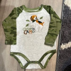 Long sleeve baby onesie